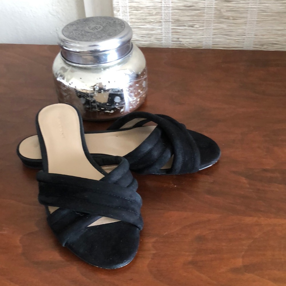 Ann Taylor Black Mules Sleek Minimalist Design